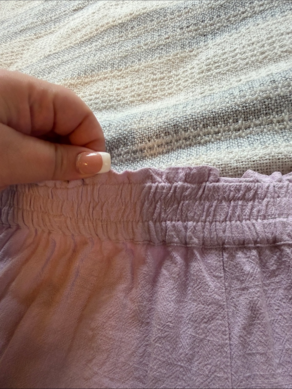 High-Waist Lavender Ruffle Shorts - Picture 6 of 6